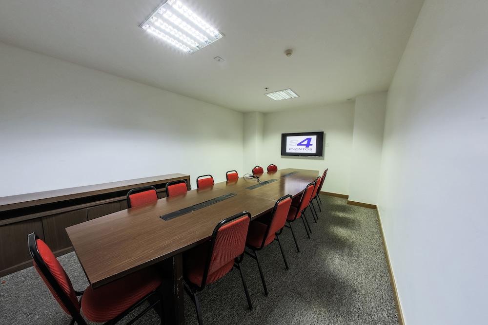 S4 Hotel Aguas Claras تاغواتينغا المظهر الخارجي الصورة