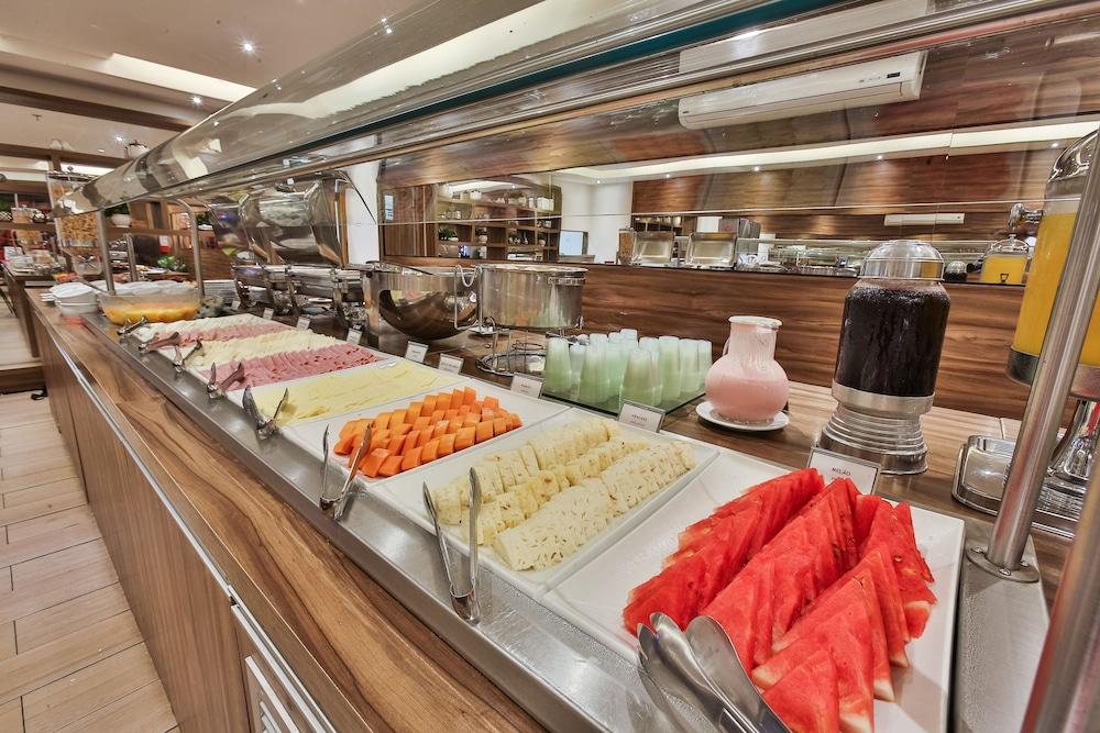 S4 Hotel Aguas Claras تاغواتينغا المظهر الخارجي الصورة