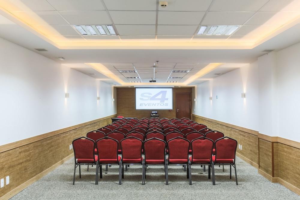 S4 Hotel Aguas Claras تاغواتينغا المظهر الخارجي الصورة