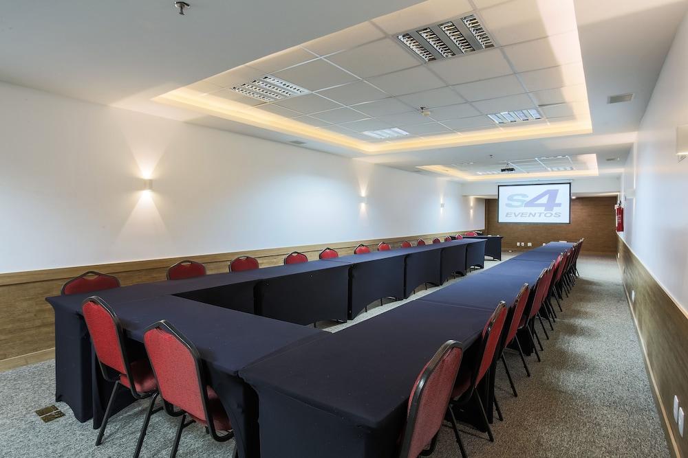 S4 Hotel Aguas Claras تاغواتينغا المظهر الخارجي الصورة